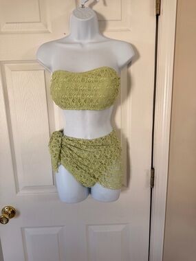 Crochet Strapless Bandeau Bikini with Sarong
